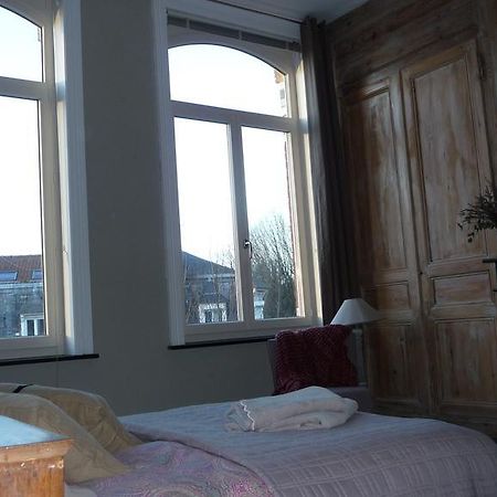 Bed and Breakfast La-Lilloise Lille Zimmer foto